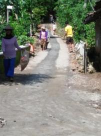 Pengerjaan Corblok jalan Padukuhan Balong Desa Balong Kec. Girisubo