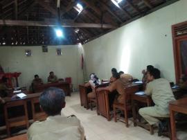Rapat kerja Pemerintah Desa Balong Kecamatan Girisubo