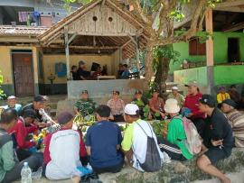Sedekah Laut (Ngalangi) di Pantai Nampu Kalurahan Balong, Girisubo 